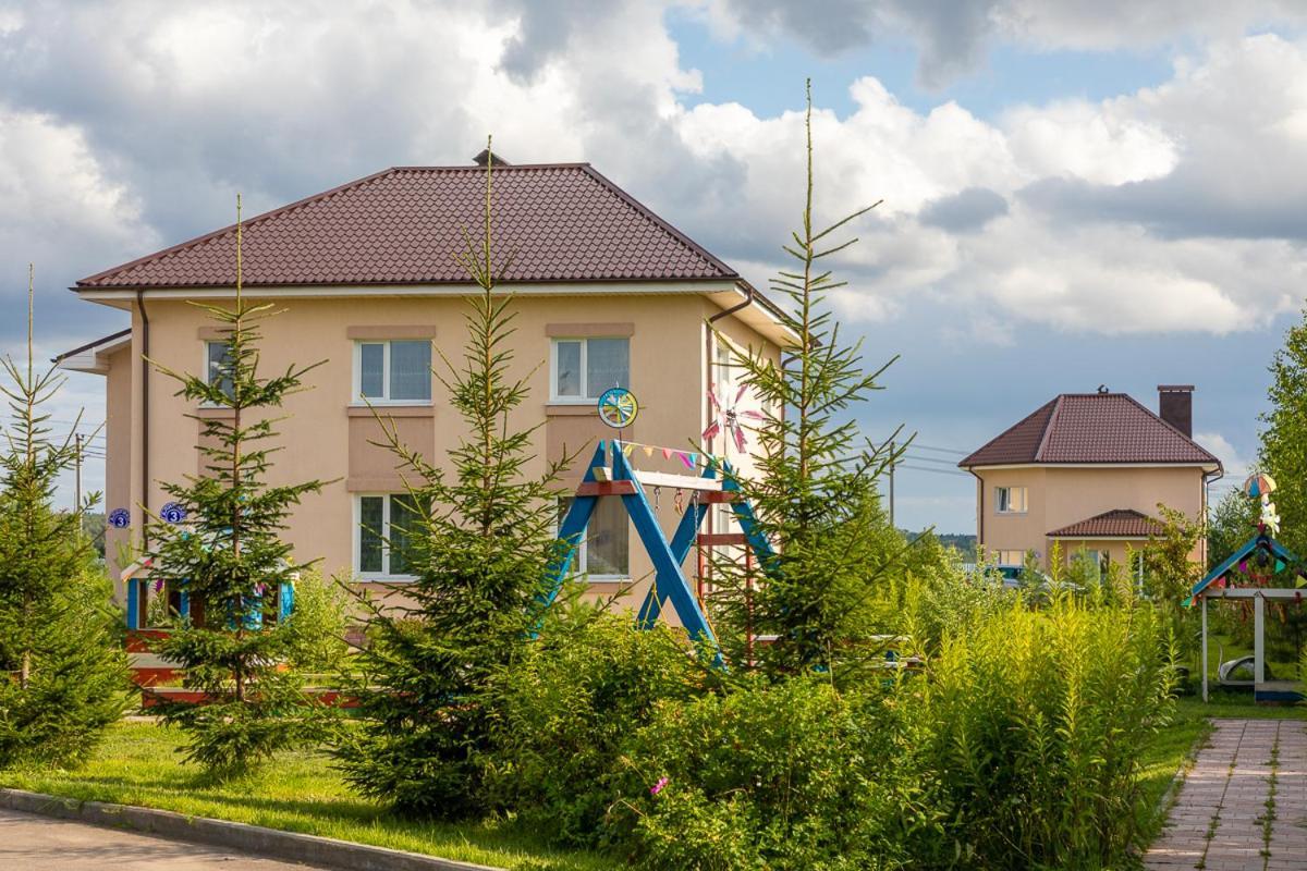 Aliriko Hotel Kuzyayevo Exterior foto